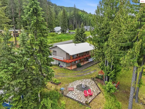 955 Bottle Bay Rd, Sagle, ID 83860