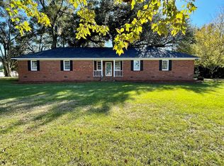 394 Lumpkin Rd E, Leesburg, GA 31763