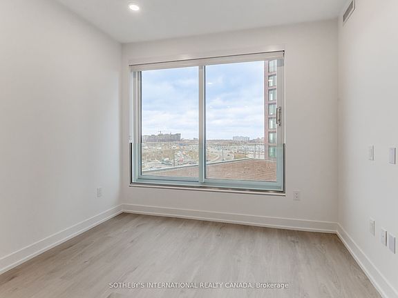 5th image of 31 Garden Ave #1403