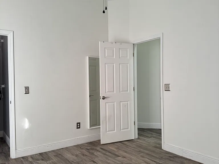 1536 Spring Ridge Cir — Photo 1