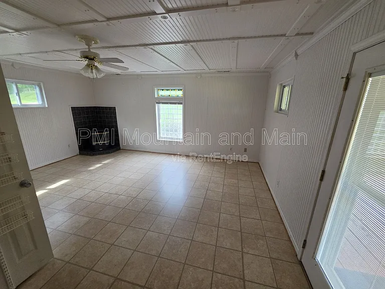 15 Ginell Cir — Photo 19