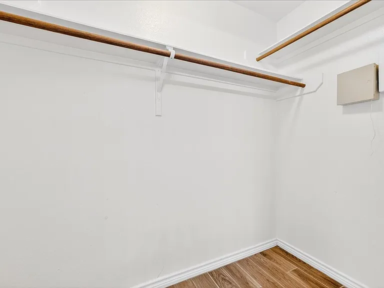 2314 Blue Star Dr — Photo 25
