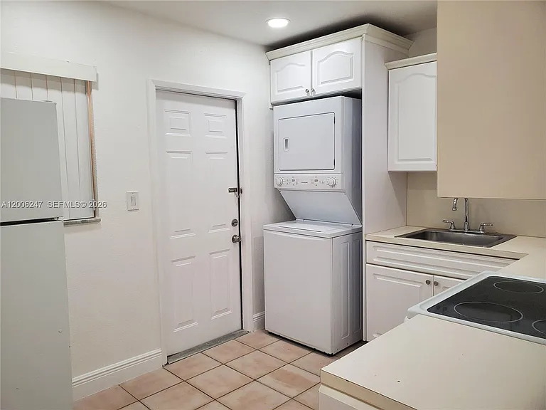 9203 NW 38th Dr #2 — Photo 8