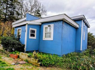 21 Stone Mill Rd, Hudson, NY 12534