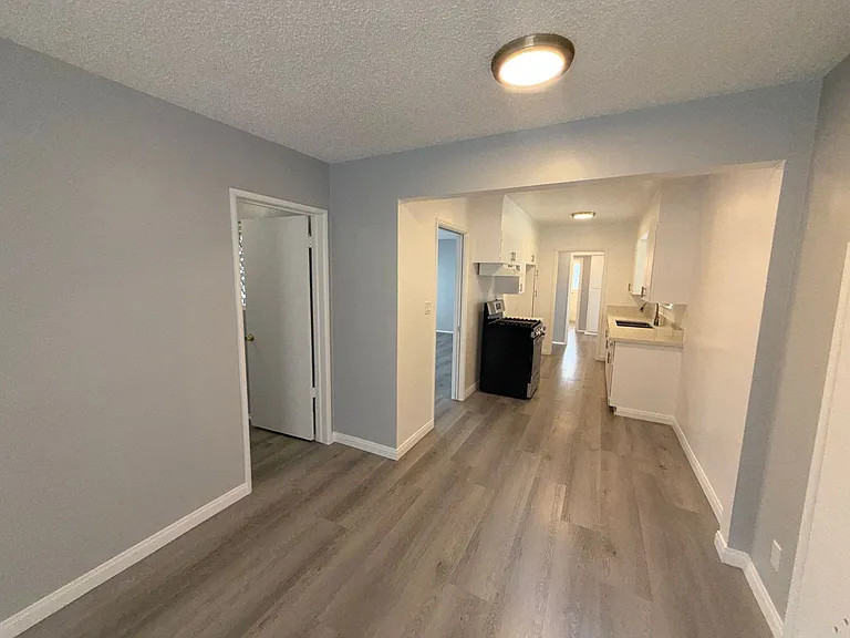 2221 Faust Ave — Photo 11