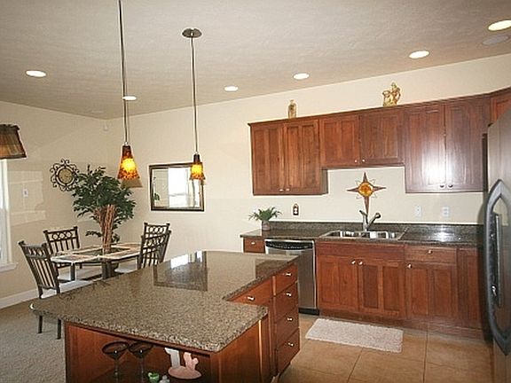 4th image of 9231 Red Cliff Dr NW Unit B54