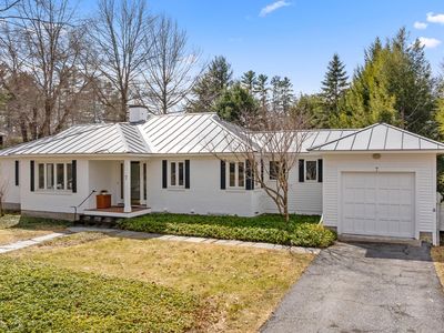 7 Read Road, Hanover, NH, 03755
