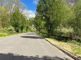 Westover Drive, Naugatuck, CT 06770