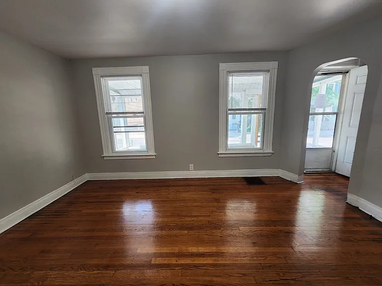 37 Arthur St #3737 — Photo 5