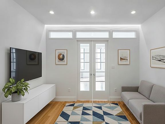 2nd image of 135 Christopher St APT 3B