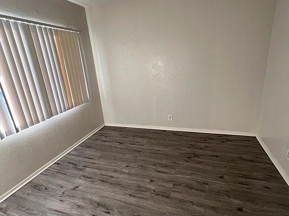 5th image of 12624 S Wilmington Ave #12700-8