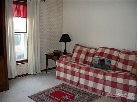 5th image of 707 Blaine St