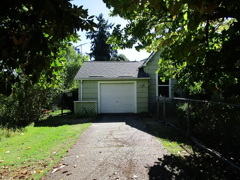 10714 Marietta St SW — Photo 26