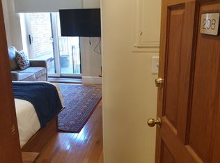 171 Saint Botolph St #208, Boston, MA 02115