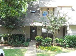 7 Lake Shore Dr, Daphne, AL 36526