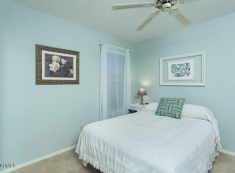926 W San Mateo Ct — Photo 15