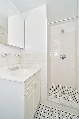 Rented by Living New York | media 10