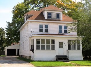 613 Racine St, Menasha, WI 54952