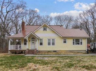 89 Bishop Hill Rd, Johnston, RI 02919