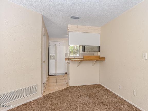 3rd image of 248 N Brighton Dr