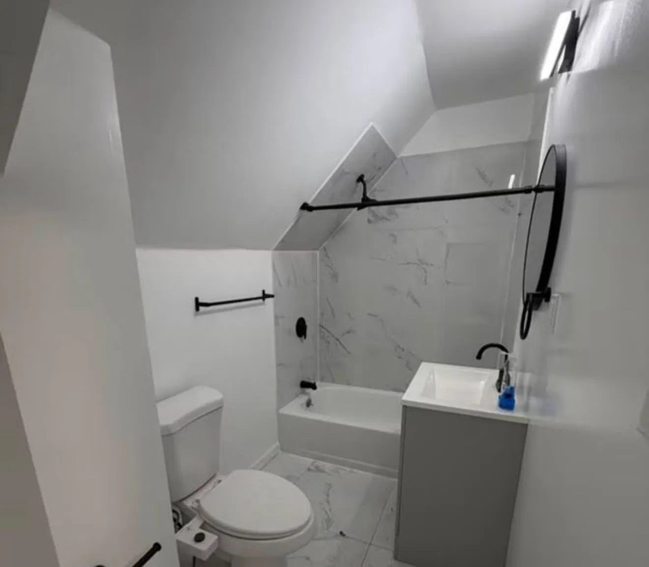 2 bed, $1,650 — Photo 4