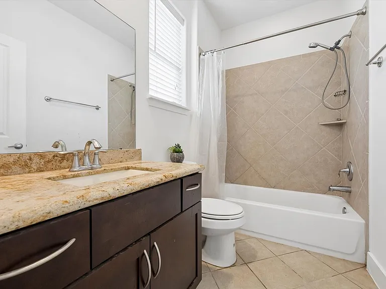 2309 McIlhenny St — Photo 21