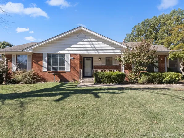 7061 E 52nd Pl, Tulsa, OK 74145