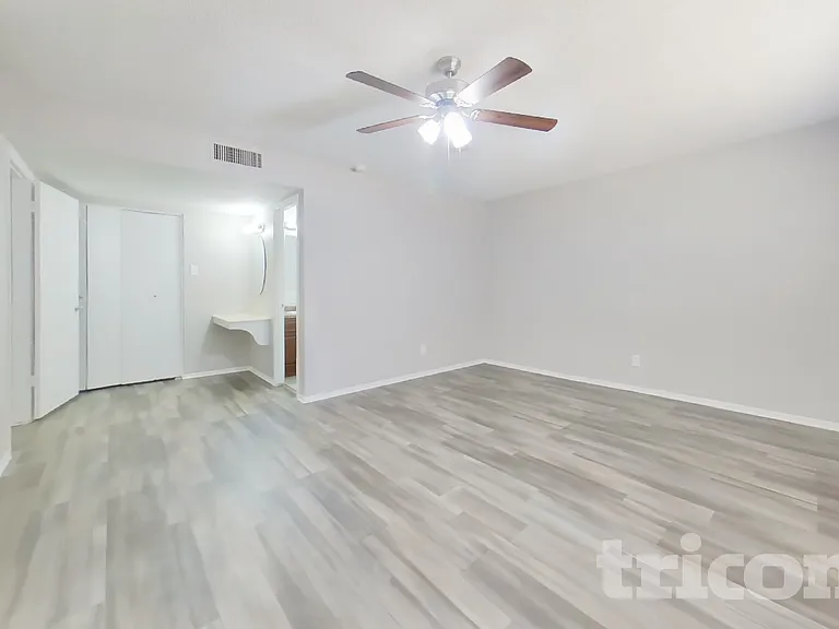 3601 W Country Gables Dr — Photo 8