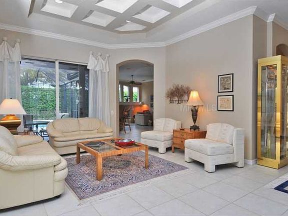 4th image of 7207 Treymore Ct