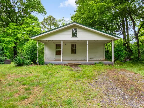 11 Whisper Ln, Ellijay, GA 30536