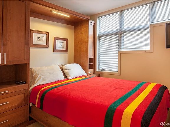 5th image of 322 Belmont Ave E APT 201