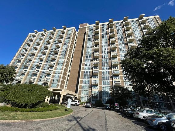 3rd image of 3600 Conshohocken Ave APT 2104