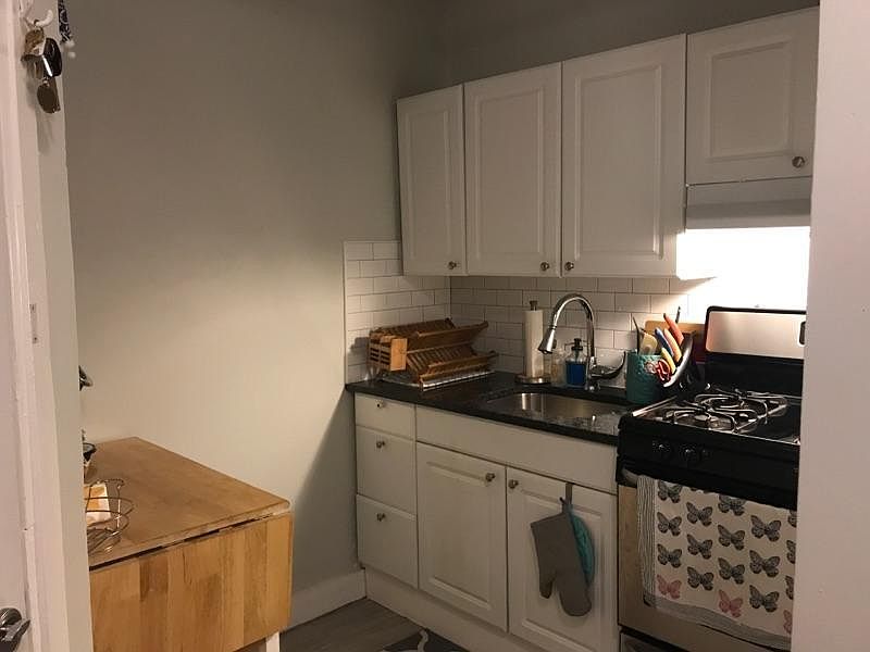 Kitchen - current tenant photo