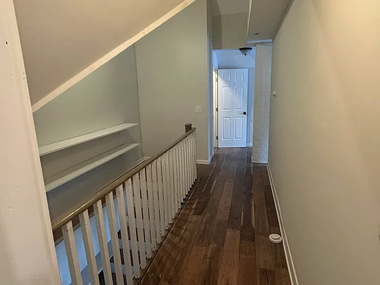 174 Hallock Ave #2 — Photo 7