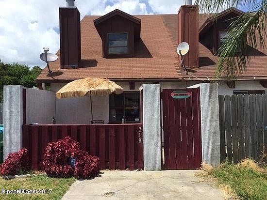 1st image of 218 Columbia Dr #218