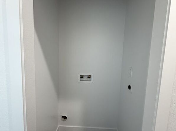 8624 Graham Ave #8624B