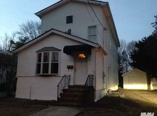 579 Northern Pkwy, Uniondale, NY 11553