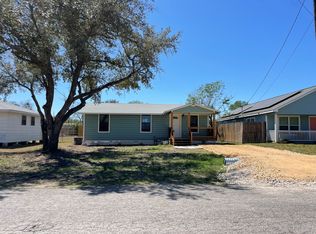 309 Seim Ave, Orange Grove, TX 78372
