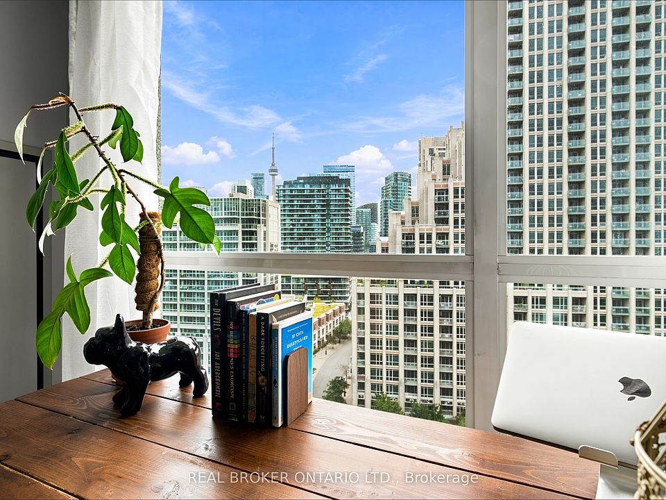 1st image of 215 Fort York Blvd #1312