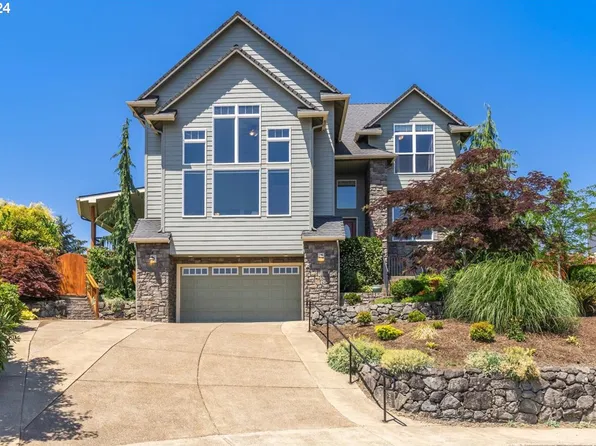 755 NW Morning View Ct, McMinnville, OR 97128