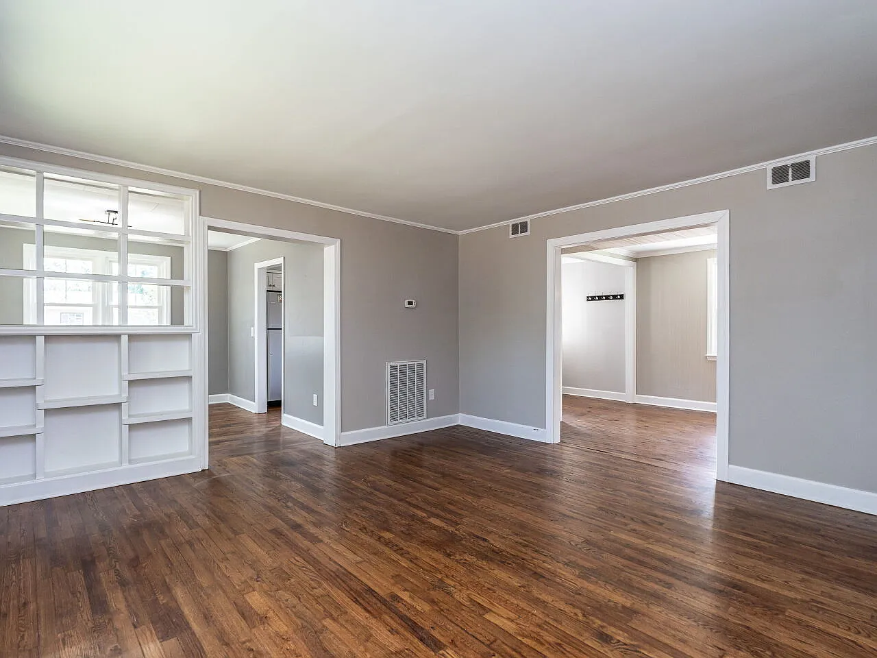 2 bed, 1210 sqft, $1,900 — Photo 4