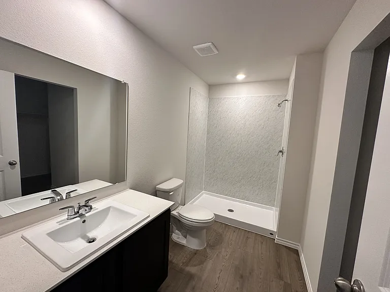 1157 Northfield Dr — Photo 15