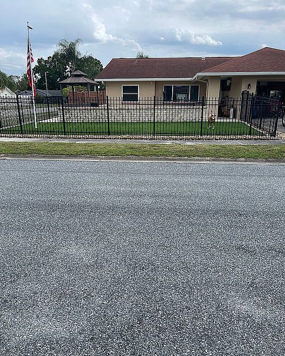 1st image of 8102 Stag Ln