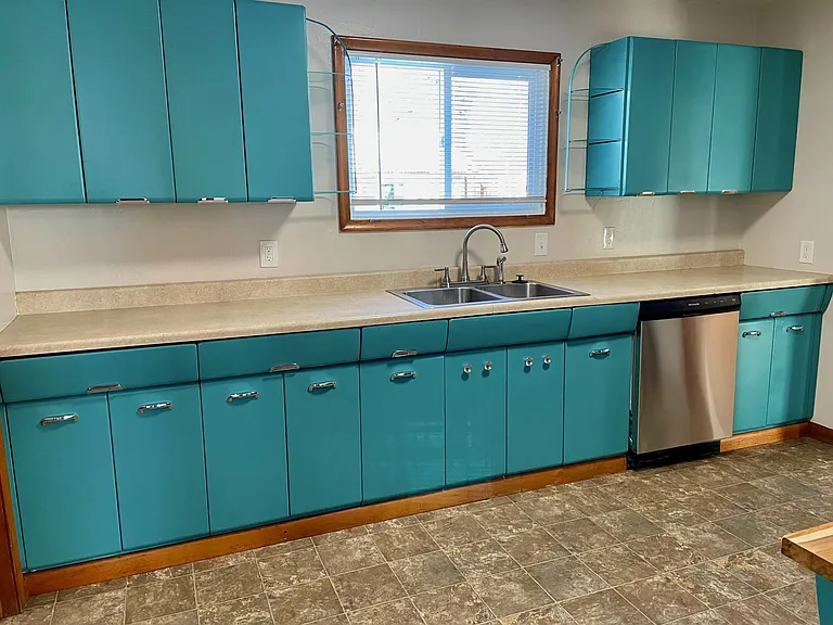 Kitchen with vintage steel cabinets