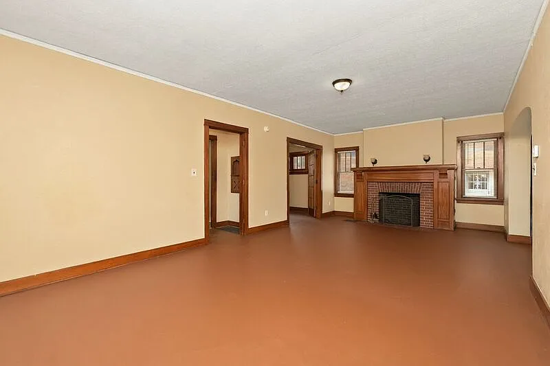 3 bed, 1.5 bath, 2246 sqft, $1,175 — Photo 4