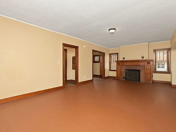 4th image of 416 Delaware Ave