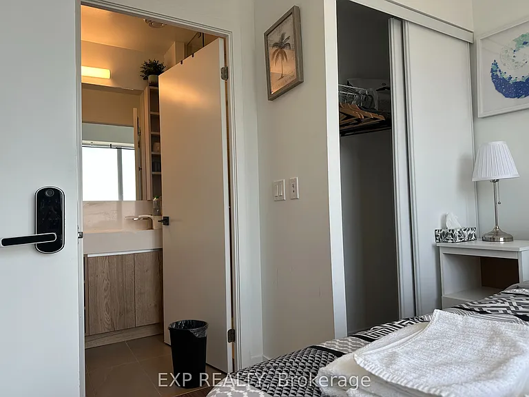 319 Jarvis St #2517 — Photo 12