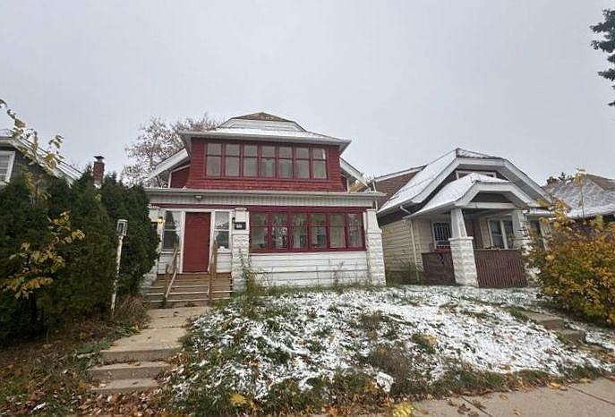 1st image of 3824 N 13th St