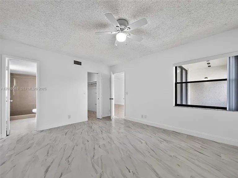 11358 Taft St #11358 — Photo 16