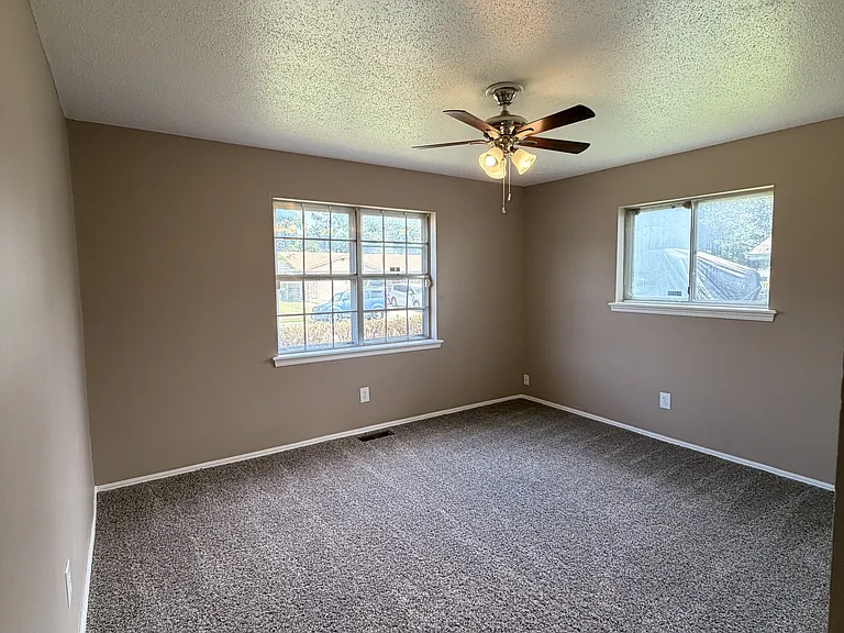 12134 E 21st Ct — Photo 10